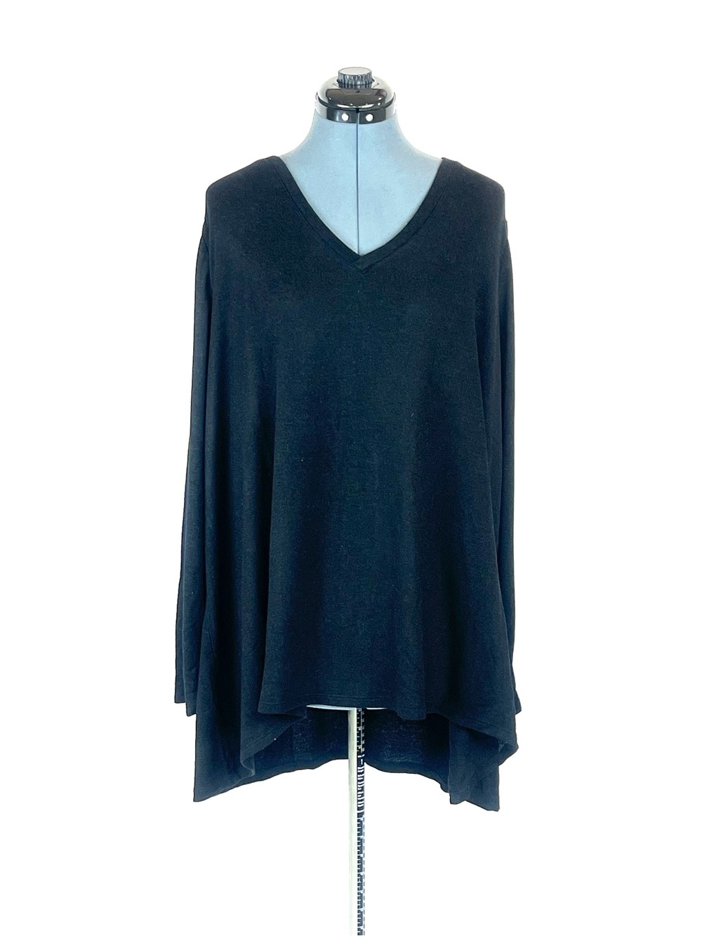 Lane Bryant Womens 26/28 Black V Neck Tunic Top Long Sleeve Stretch 928